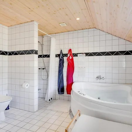 Allita - 12km From The Sea By Interhome Feriehus